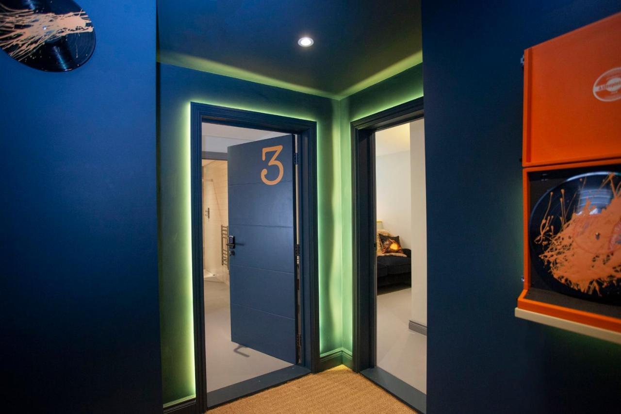 Higgihaus Apartment 4 Clare Street Aparthotel Central Location Бристол Екстериор снимка