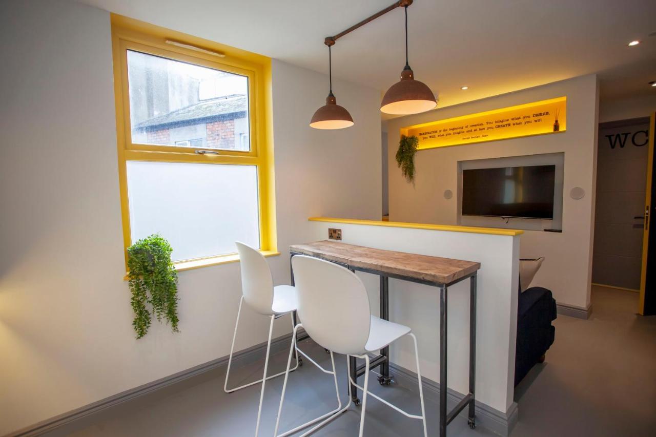 Higgihaus Apartment 4 Clare Street Aparthotel Central Location Бристол Екстериор снимка